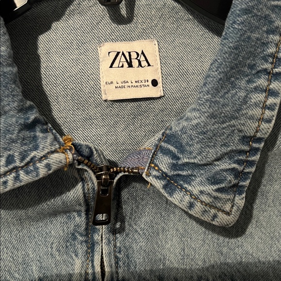 ZARA Women's Light Wash Denim Wide Leg Full Length Jumpsuit Short Sleeve - Picture 4 of 5